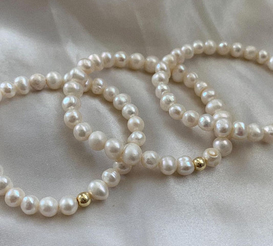 Pearl bracelet set